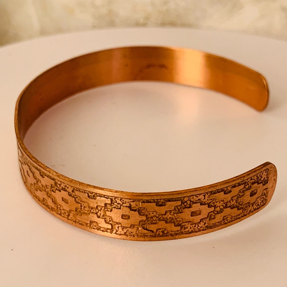 Vintage Aztec Patterned Copper Cuff Bracelet - image 3